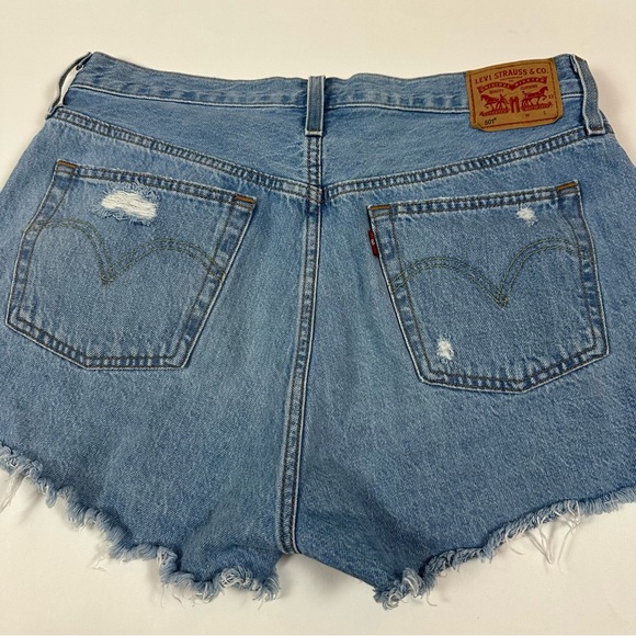 Levi’s 501 Denim Shorts - Picture 2 of 3